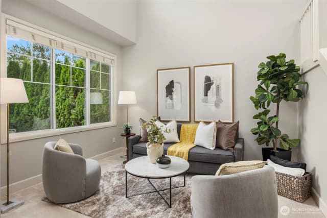 Property photo for 914 272nd Place Se, Sammamish photo 3