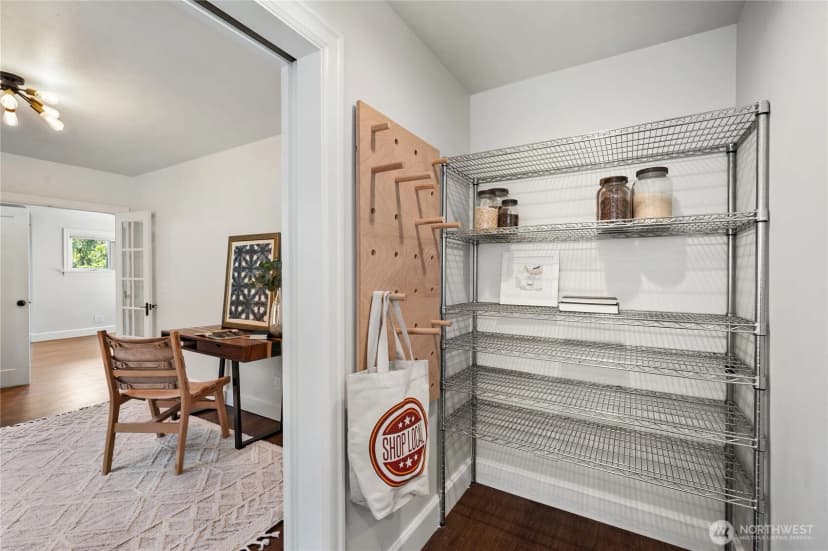 Property photo for 5500 21st Avenue S, Seattle photo 10