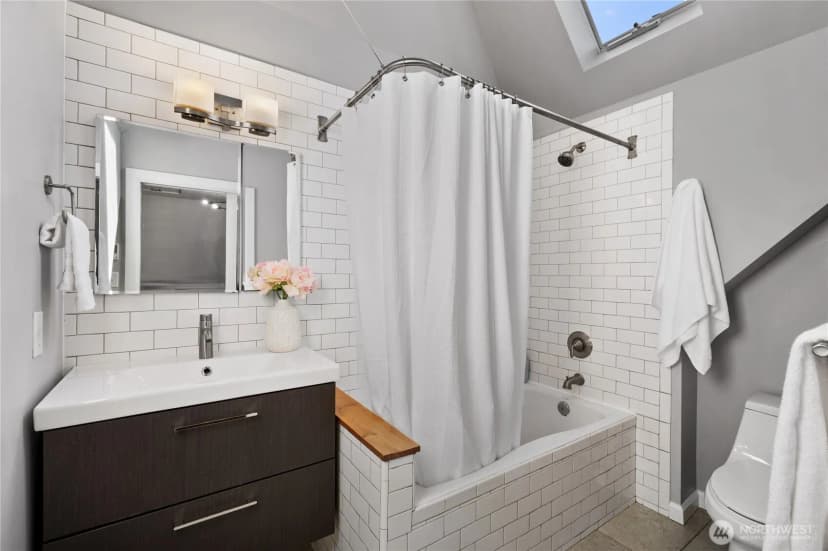 Property photo for 5500 21st Avenue S, Seattle photo 21