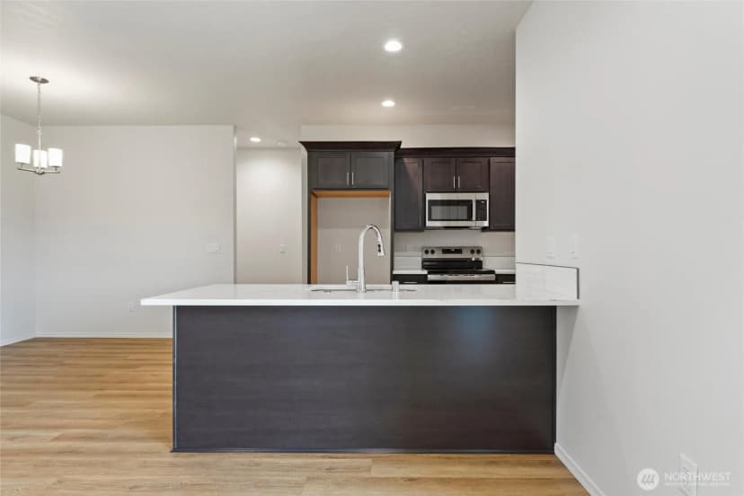 Property photo for 301 Poplar Street Ne, Royal City photo 15