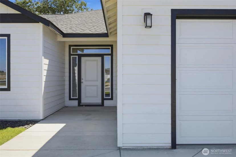 Property photo for 301 Poplar Street Ne, Royal City photo 26