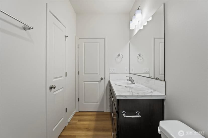 Property photo for 301 Poplar Street Ne, Royal City photo 24
