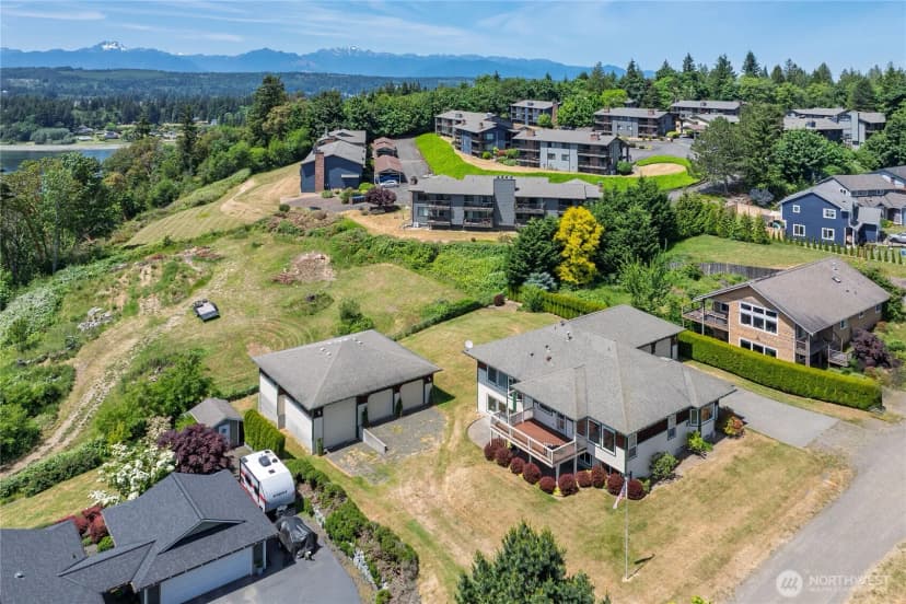 Property photo for 3277 Appaloosa Way, Bremerton photo 38