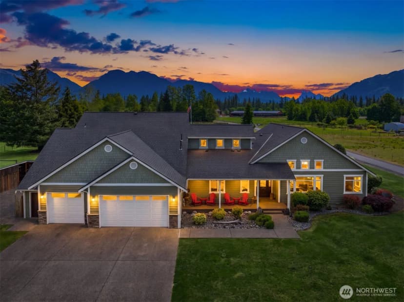 Property photo for 15707 365th Avenue Se, Sultan