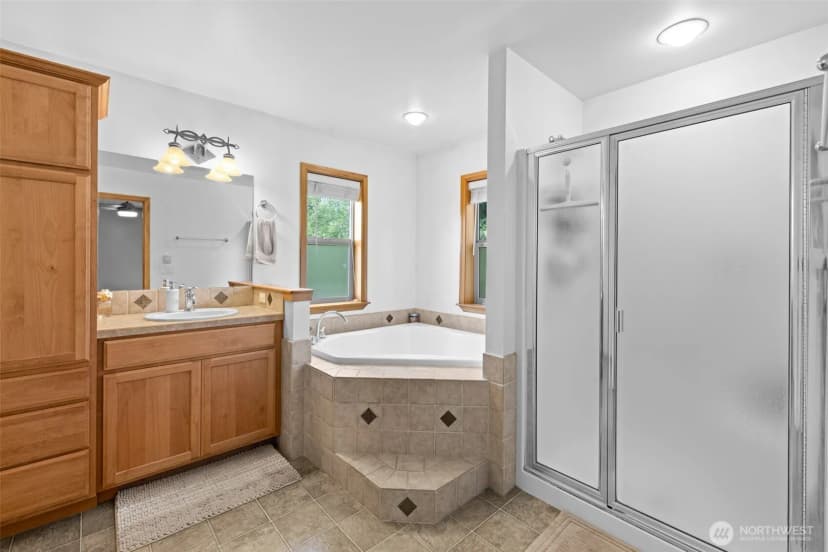 Property photo for 2201 W 16th Street, Port Angeles photo 35