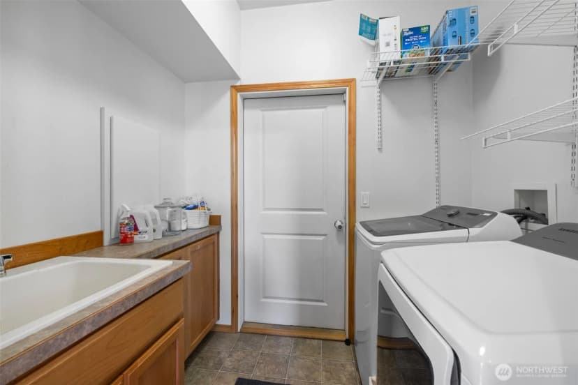 Property photo for 2201 W 16th Street, Port Angeles photo 25