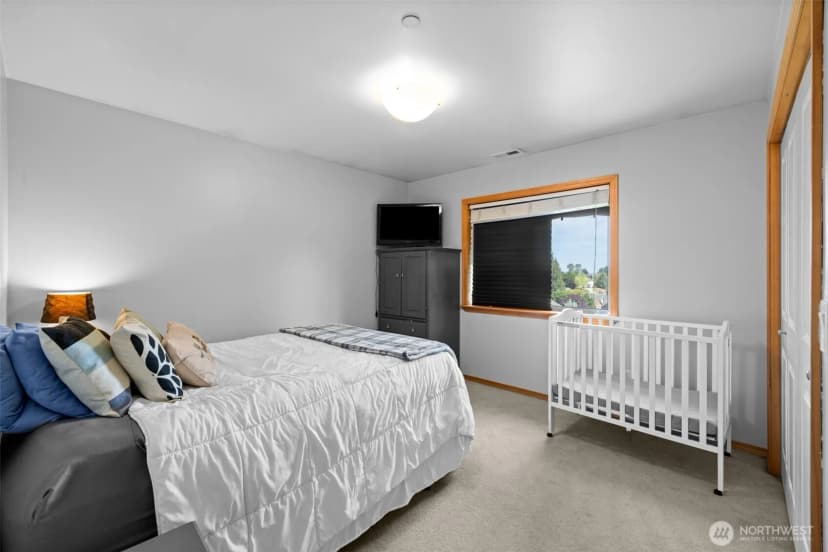 Property photo for 2201 W 16th Street, Port Angeles photo 27