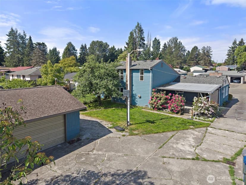 Property photo for 16170 120th Avenue Se, Renton photo 30