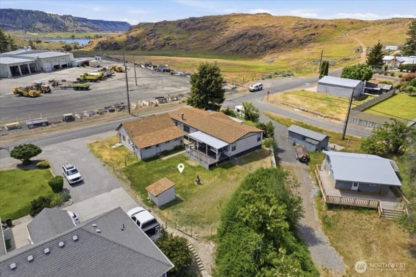 Property photo for 415 Sunny Drive, Electric City photo 39