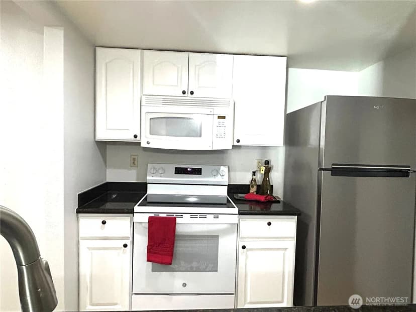 Property photo for 14779 Ne 32nd Street #a-304, Bellevue photo 16
