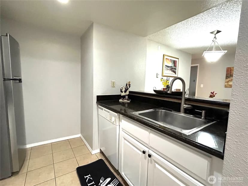 Property photo for 14779 Ne 32nd Street #a-304, Bellevue photo 17