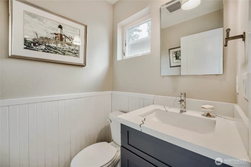 Property photo for 12534 C 5th Avenue Ne, Seattle photo 20