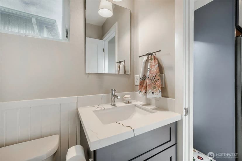 Property photo for 12534 C 5th Avenue Ne, Seattle photo 22