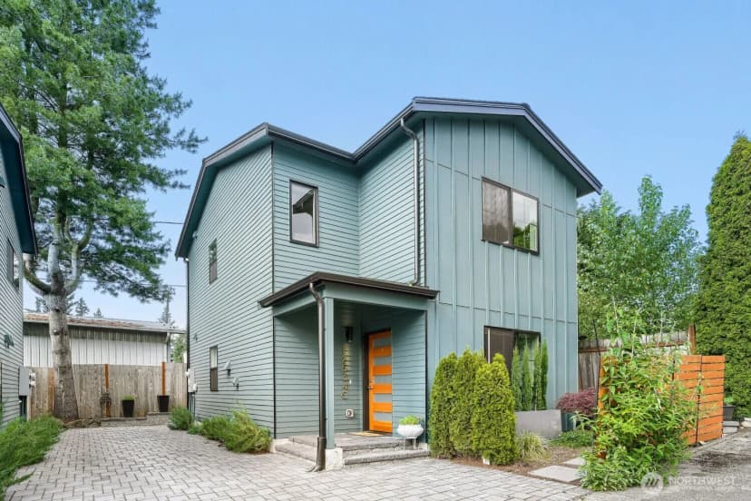 Property photo for 12534 C 5th Avenue Ne, Seattle