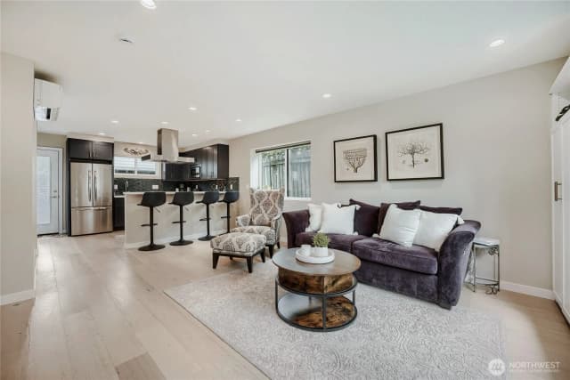 Property photo for 12534 C 5th Avenue Ne, Seattle photo 5