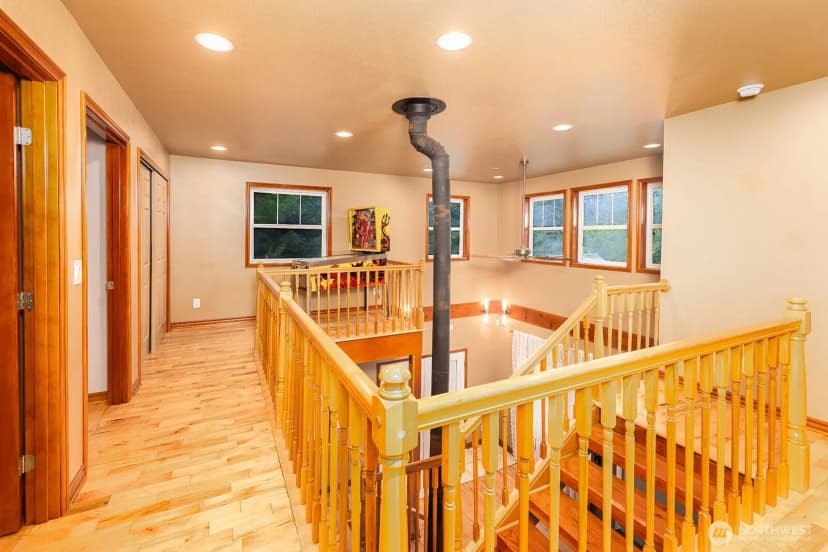Property photo for 35353 North Shore Drive, Mount Vernon photo 13