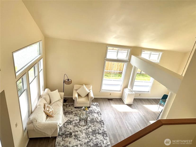 Property photo for 21523 129th Avenue Se, Kent photo 13
