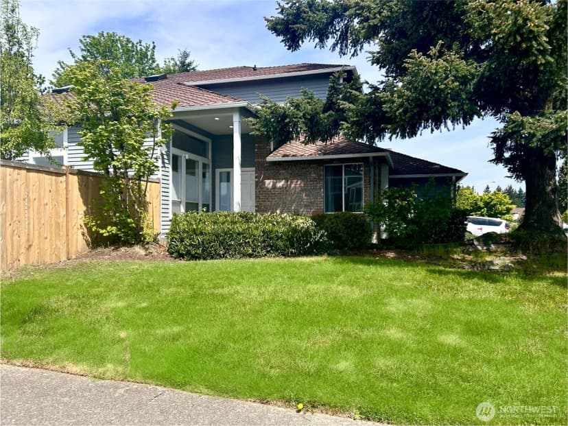 Property photo for 21523 129th Avenue Se, Kent photo 5
