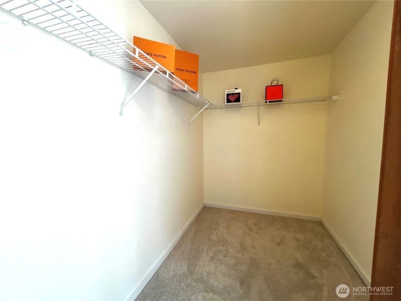 Property photo for 21523 129th Avenue Se, Kent photo 26