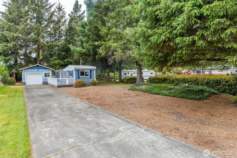 Property photo for 31109 N Place, Ocean Park photo 3
