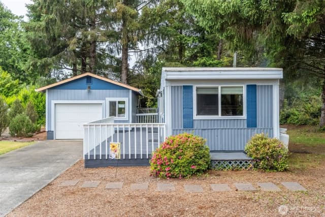 Property photo for 31109 N Place, Ocean Park photo 2