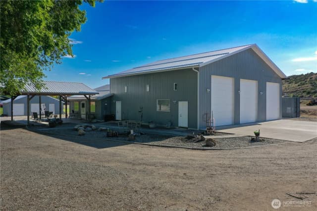 Property photo for 46 Shumway Road, Omak