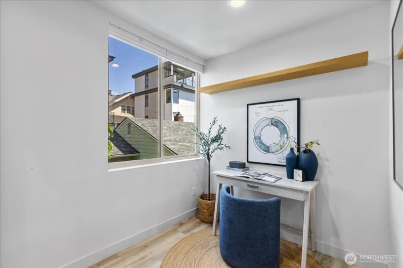 Property photo for 3953 1st Avenue Ne #a, Seattle photo 15