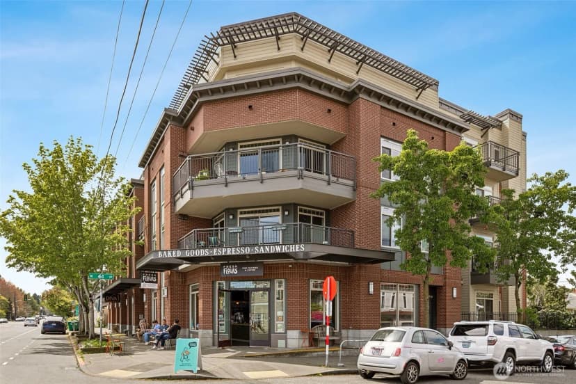 Property photo for 5819 Phinney Avenue N #405, Seattle photo 25