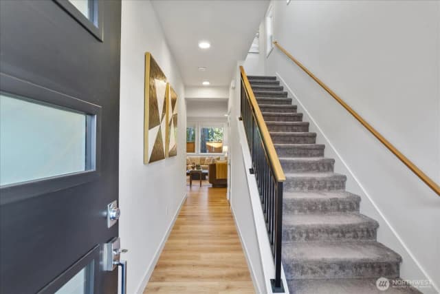 Property photo for 121 171st Place Sw #b, Bothell photo 4