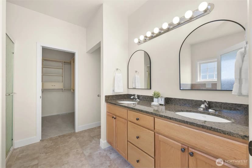 Property photo for 500 Fieldstone Loop #14, Lynden photo 16