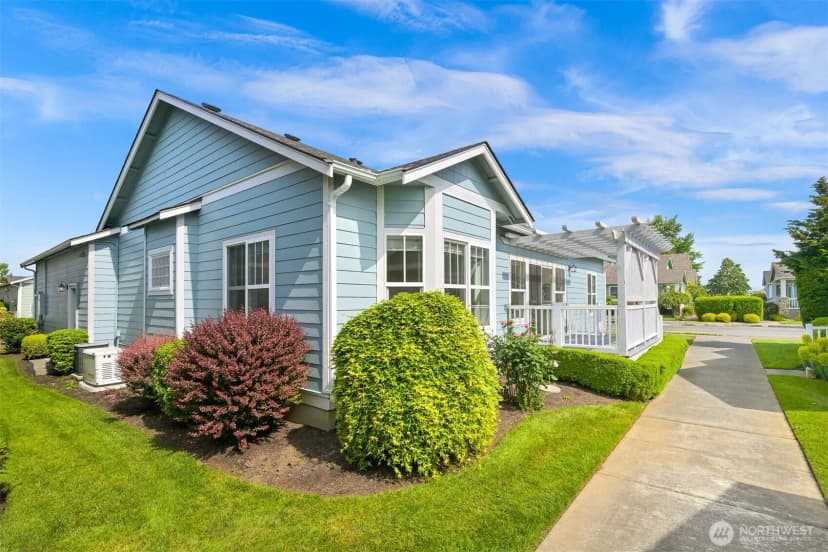 Property photo for 500 Fieldstone Loop #14, Lynden