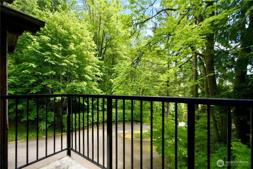 Property photo for 17409 Ne 88th Place #9e, Redmond photo 19