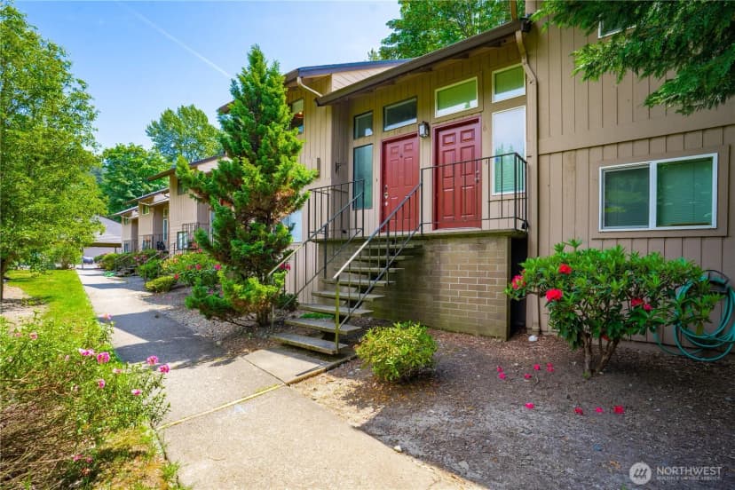 Property photo for 8521 S 259th St Street #b15, Kent