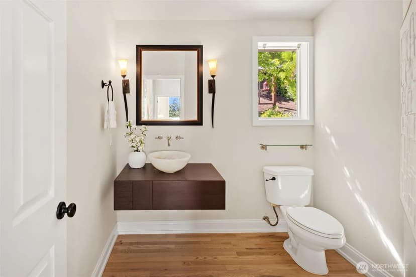 Property photo for 5546 159th Place Se, Bellevue photo 22