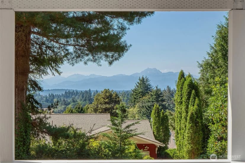 Property photo for 2219 Ne Riddell Road, Bremerton photo 16
