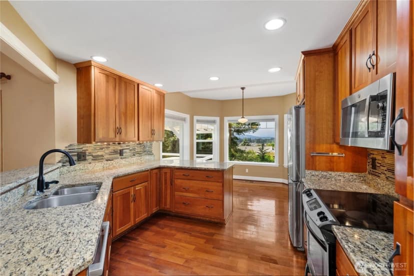 Property photo for 2219 Ne Riddell Road, Bremerton photo 20