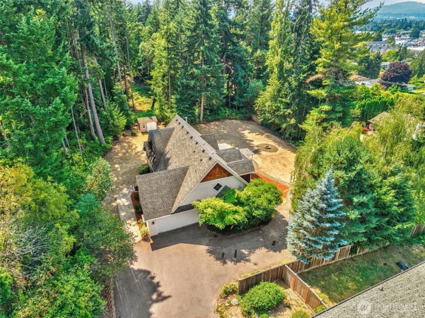 Property photo for 2219 Ne Riddell Road, Bremerton photo 5