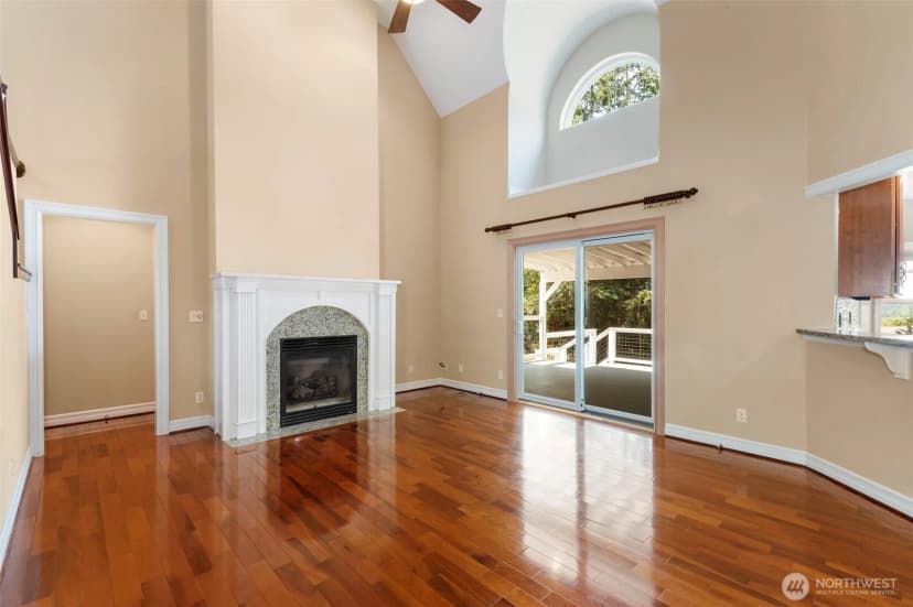 Property photo for 2219 Ne Riddell Road, Bremerton photo 11