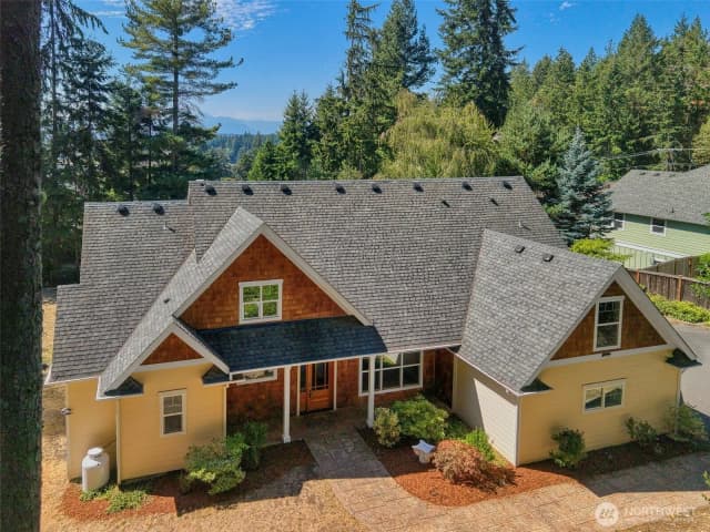 Property photo for 2219 Ne Riddell Road, Bremerton photo 2