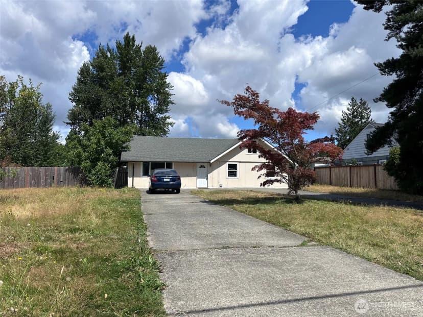 Property photo for 201 123rd Street E, Tacoma photo 14