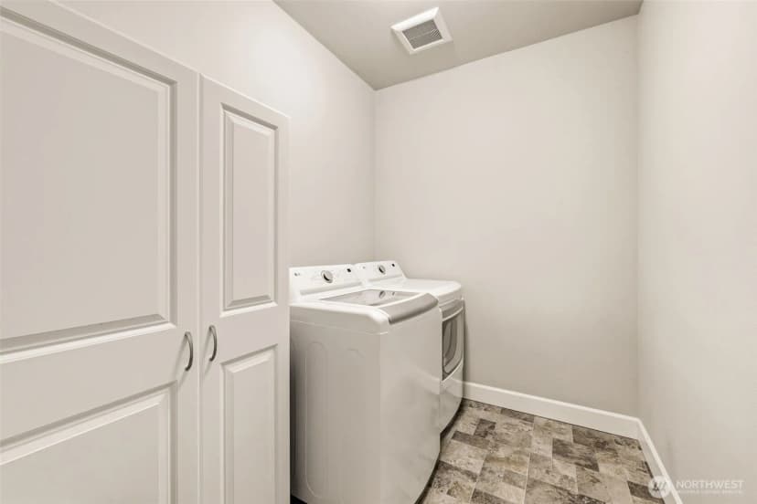 Property photo for 21316 115th Street Ct E, Bonney Lake photo 15