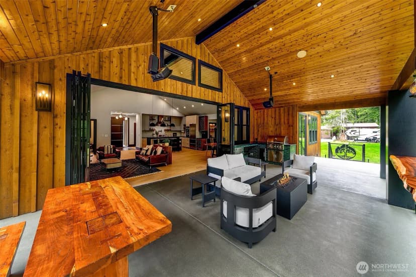 Property photo for 7538 Moon Valley Road Se, North Bend photo 10
