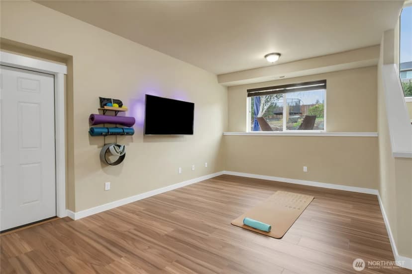 Property photo for 889 Lund Street, Buckley photo 16