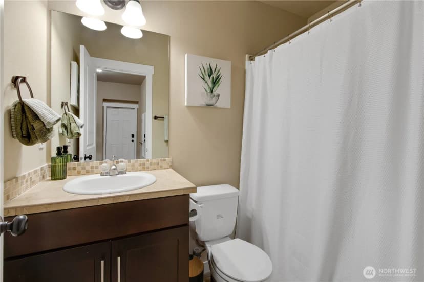 Property photo for 889 Lund Street, Buckley photo 17
