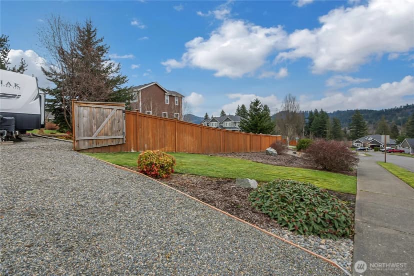 Property photo for 889 Lund Street, Buckley photo 24