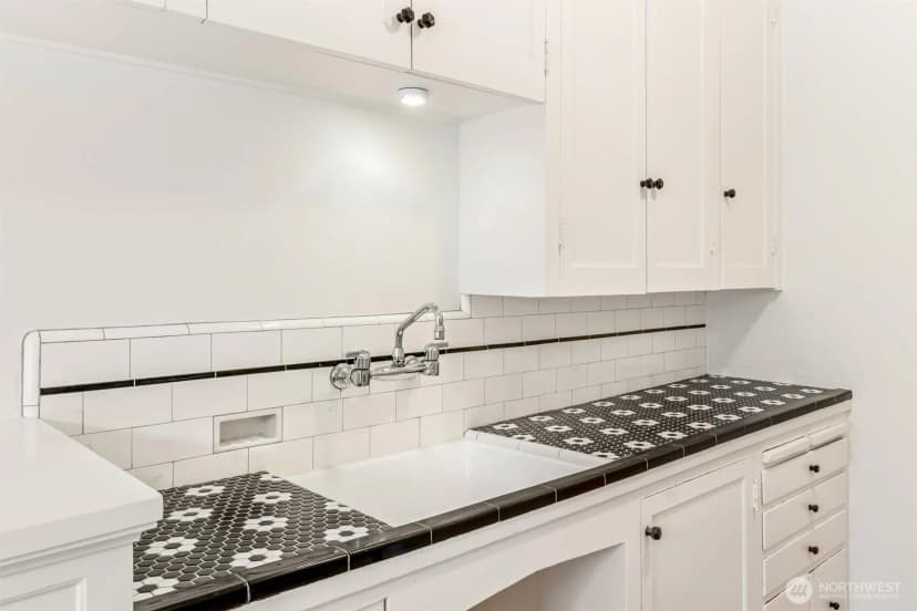 Property photo for 220 W Olympic Place #107, Seattle photo 10