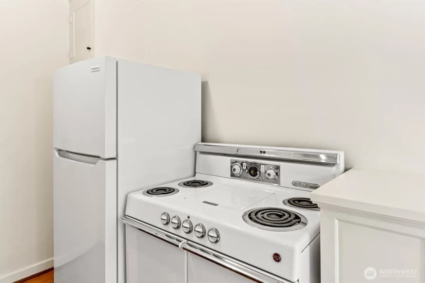 Property photo for 220 W Olympic Place #107, Seattle photo 12