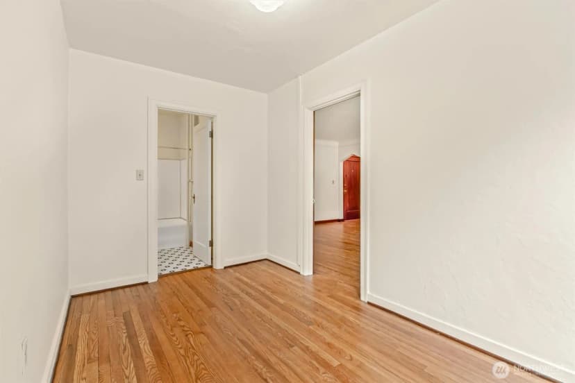 Property photo for 220 W Olympic Place #107, Seattle photo 19