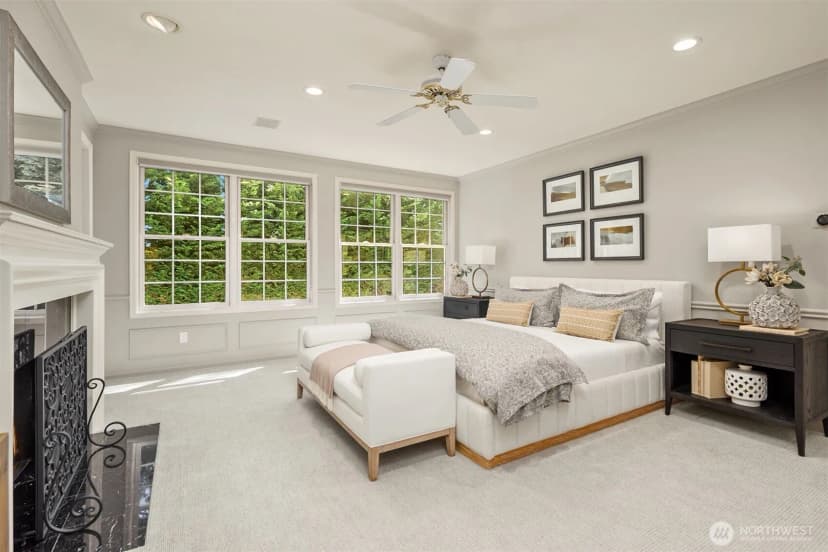 Property photo for 2400 100th Avenue Ne, Bellevue photo 13
