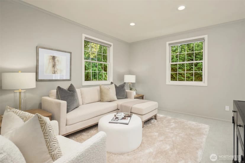 Property photo for 2400 100th Avenue Ne, Bellevue photo 14
